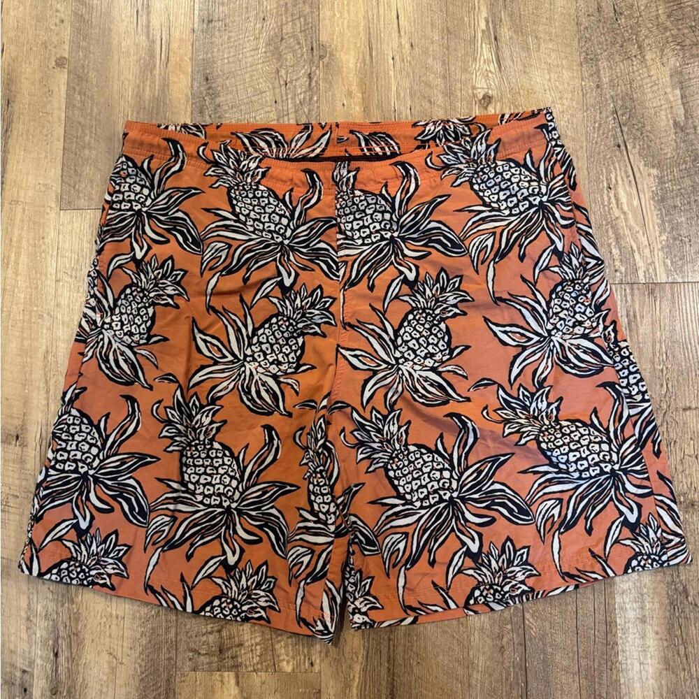 Ashworth Orange and Black Floral Large swimsuit swim shorts Large Mens